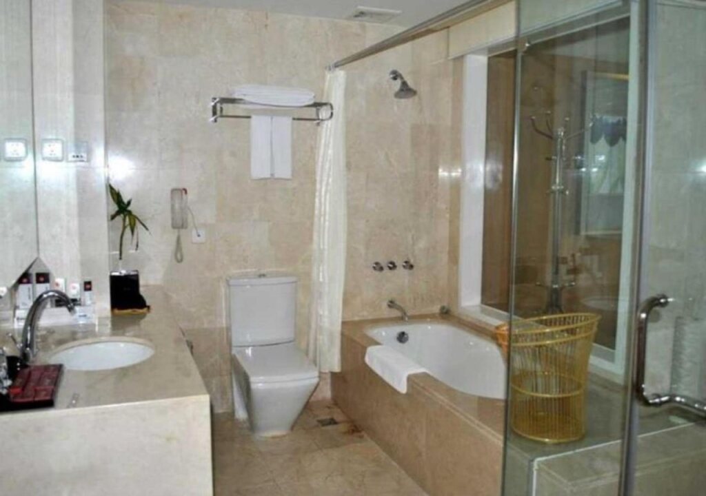 Циндао: Qingdao Wushengguan Holiday Hotel