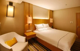Циндао: Qingdao Wushengguan Holiday Hotel