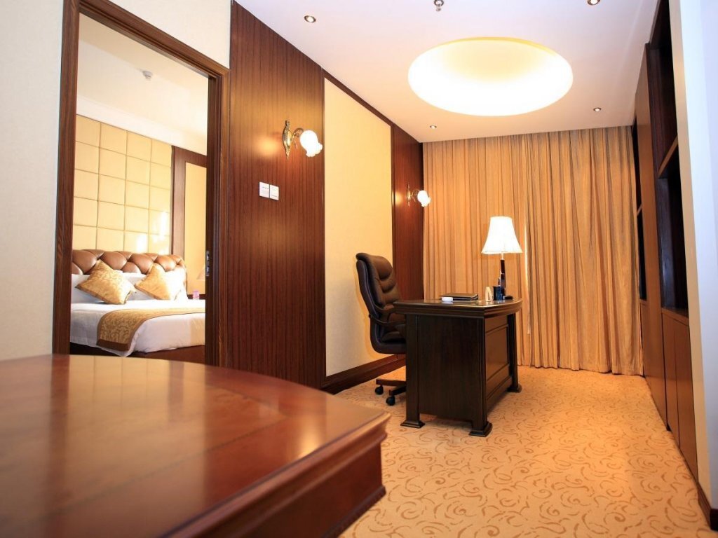 Циндао: Eagle Canyon Hotel