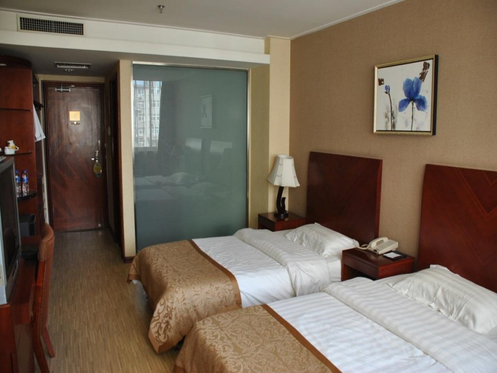 Циндао: Eagle Canyon Hotel