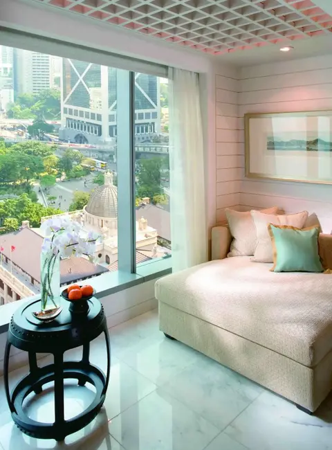 Гонконг: Mandarin Oriental, Hong Kong