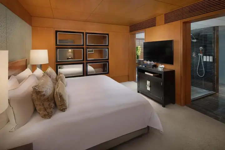 Гонконг: Mandarin Oriental, Hong Kong