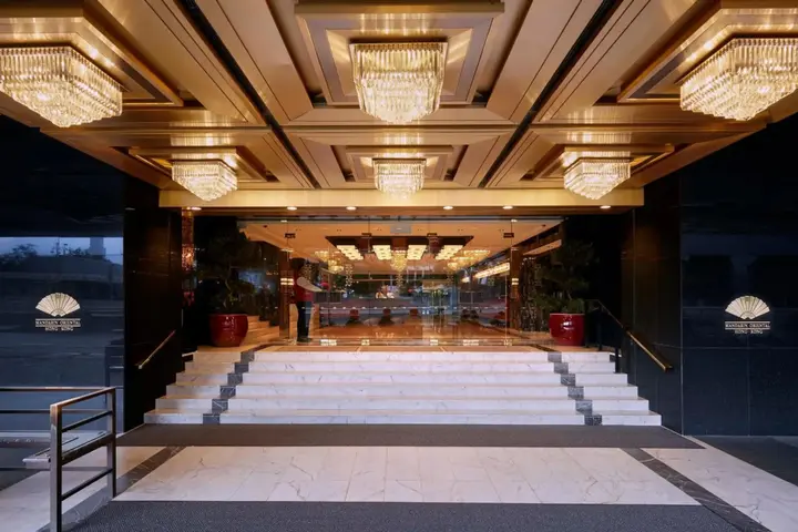 Гонконг: Mandarin Oriental, Hong Kong