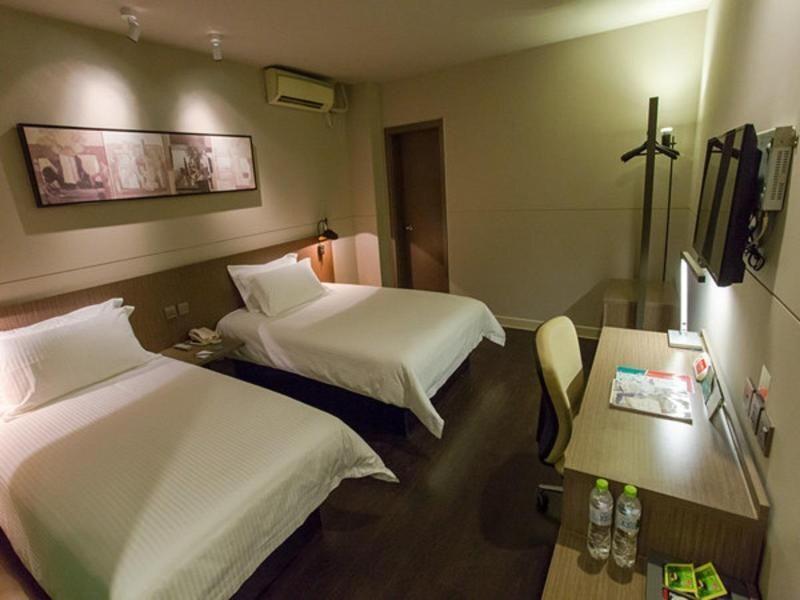 Ухань: JJ Inns - Wuhan Huangpu Street