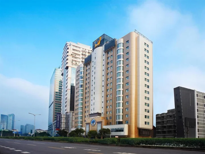 Шанхай: Elite Residence Shanghai