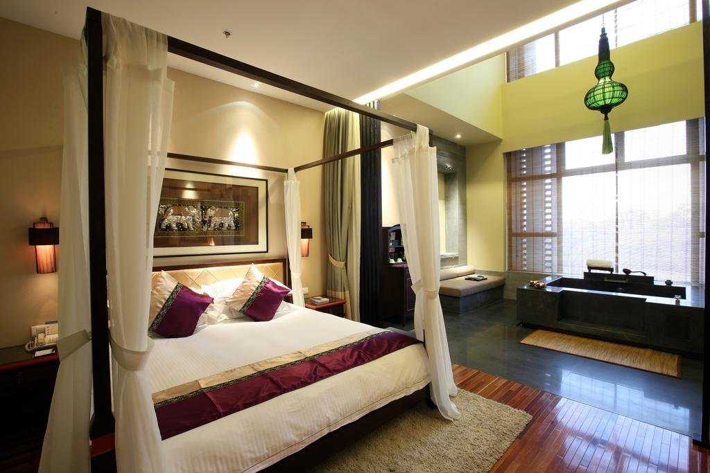 Нанкин: Regalia Resort & Spa (Qinhuai River, Nanjing)