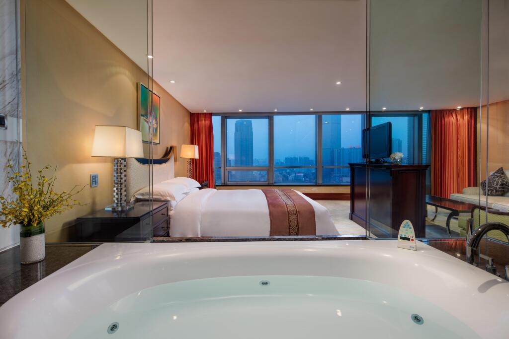 Уси: Crowne Plaza Wuxi City Center by IHG