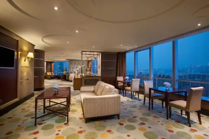 Уси: Crowne Plaza Wuxi City Center by IHG