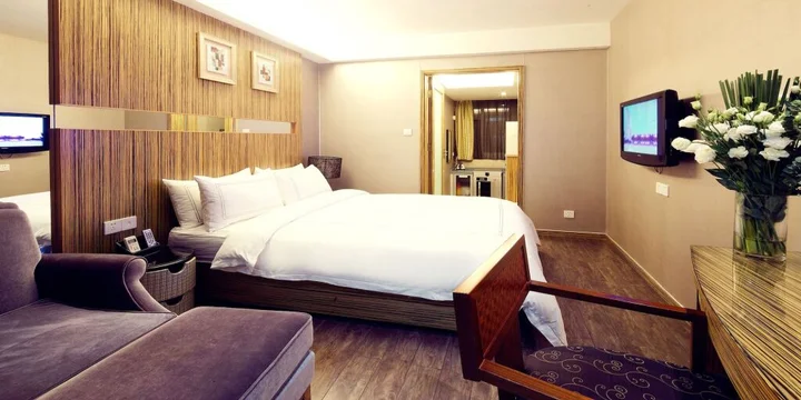Шэньчжэнь: Sun Flower Hotel and Residence