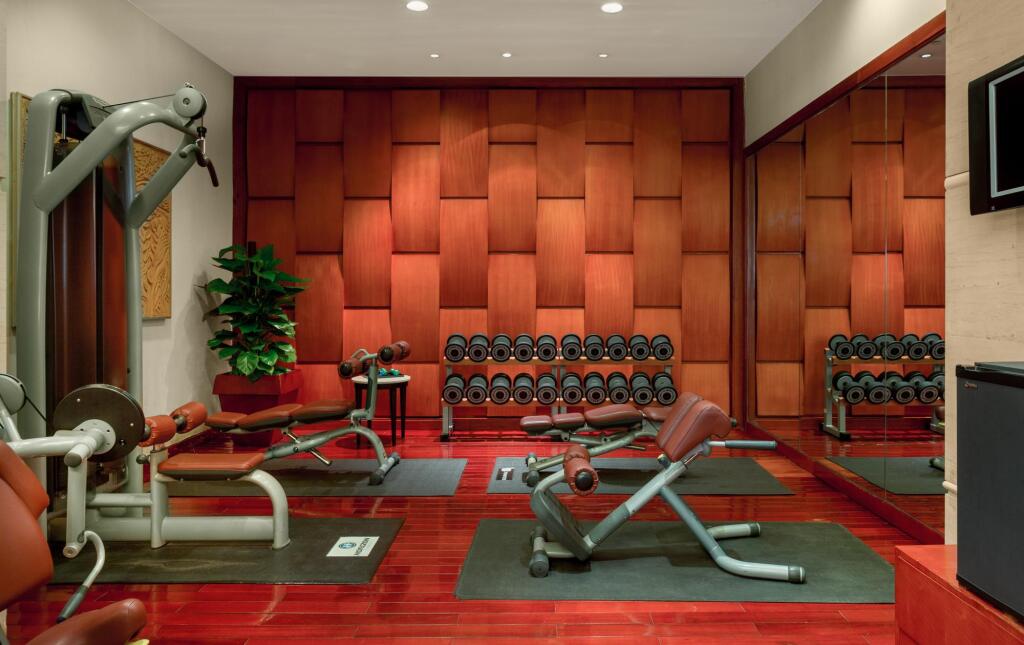 Чунцин: Crowne Plaza Chongqing Jiefangbei(Formerly InterContinental Chongqing)