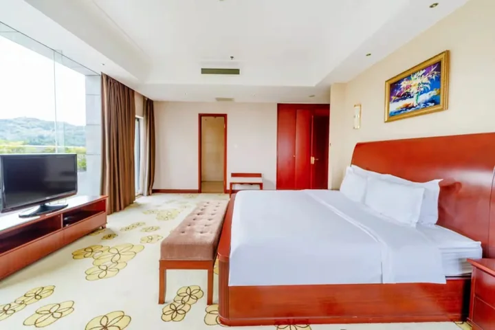 Чунцин: Ramada Plaza Chongqing West Hotel