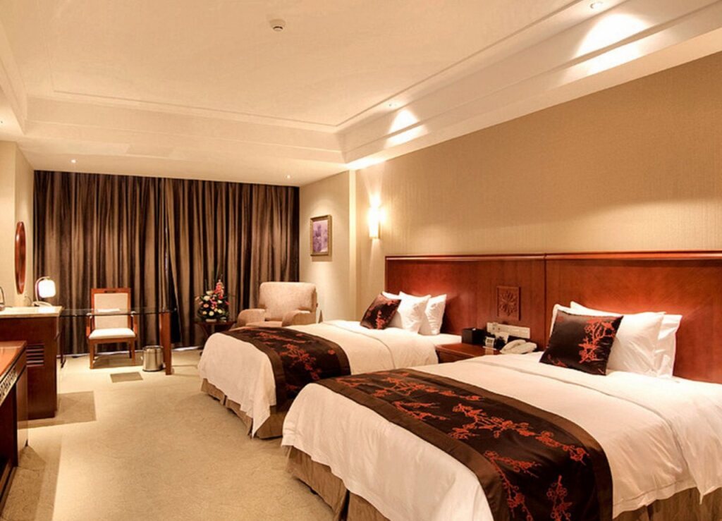 Чунцин: Ramada Plaza Chongqing West Hotel