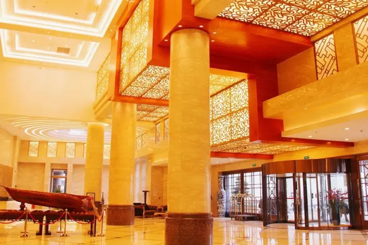 Чунцин: Ramada Plaza Chongqing West Hotel