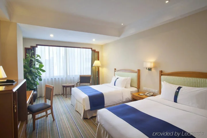 Шэньян: Holiday Inn Shenyang Zhongshan