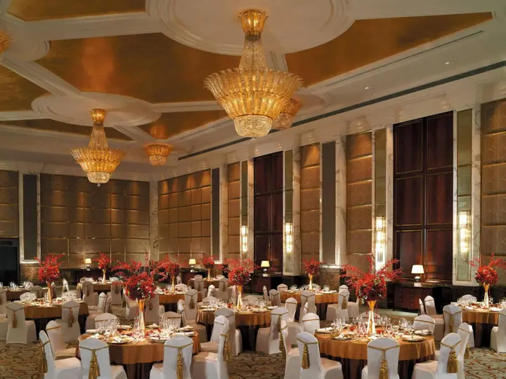Далянь: Shangri-La Dalian