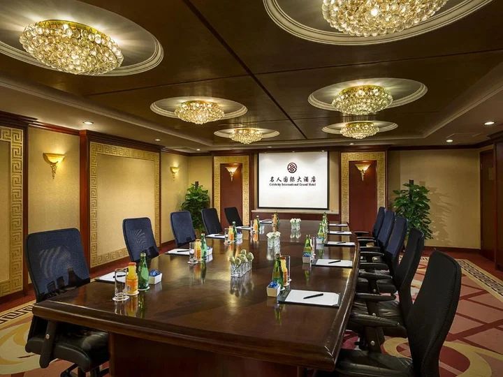Пекин: Celebrity International Grand Hotel