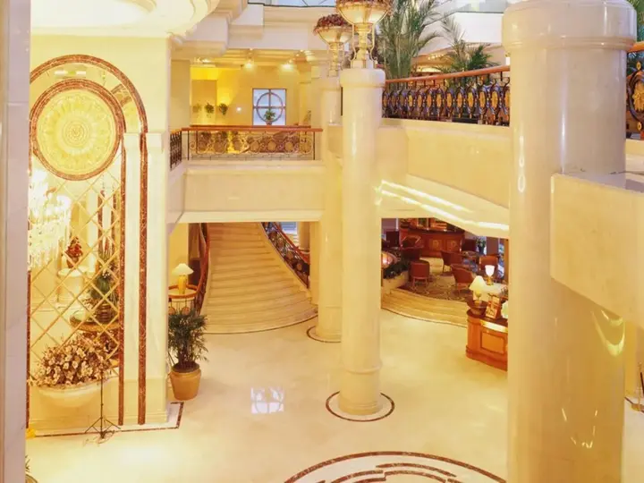Пекин: Celebrity International Grand Hotel
