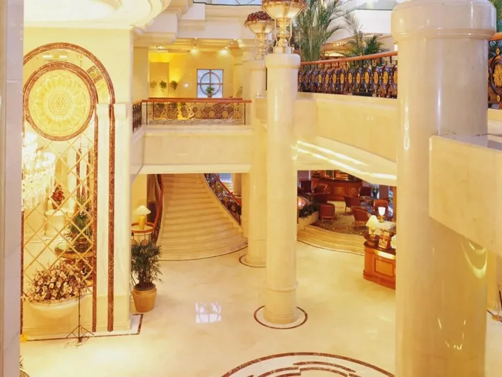 Пекин: Celebrity International Grand Hotel