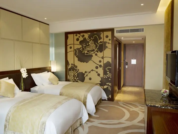 Далянь: New World Dalian Hotel