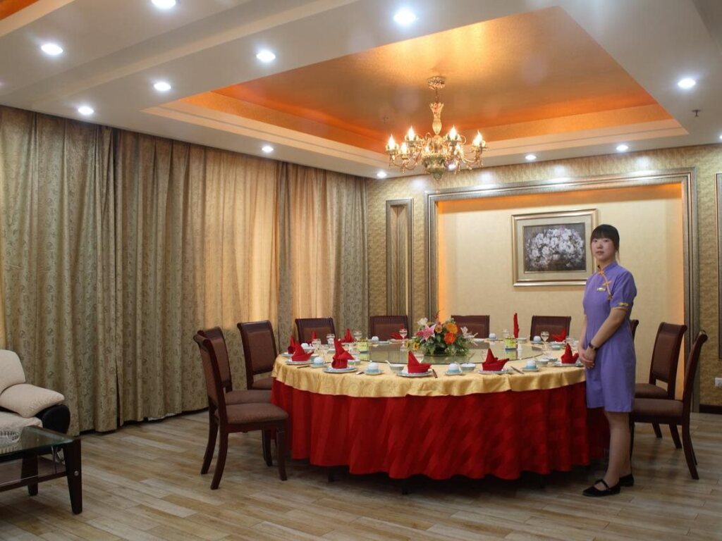 Циндао: Qingdao Qiulin Hotel