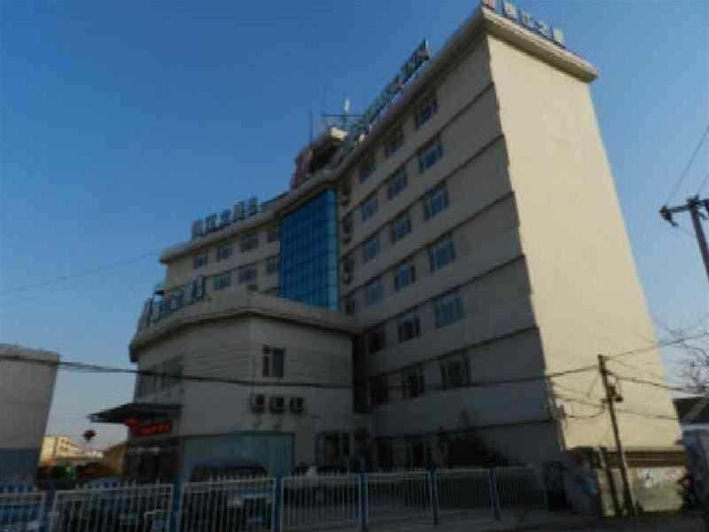 Хецзе: Jinjiang Inn Heze Coach Station