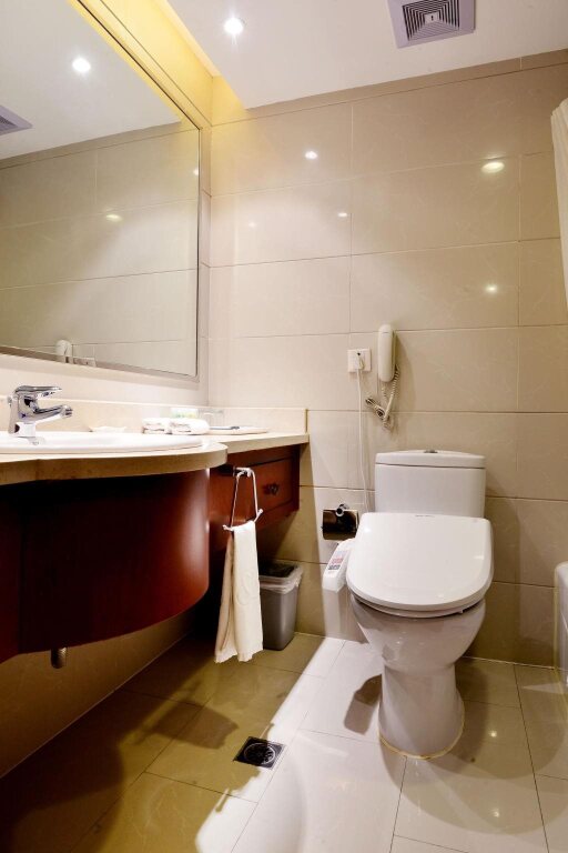 Далянь: Delight Hotel