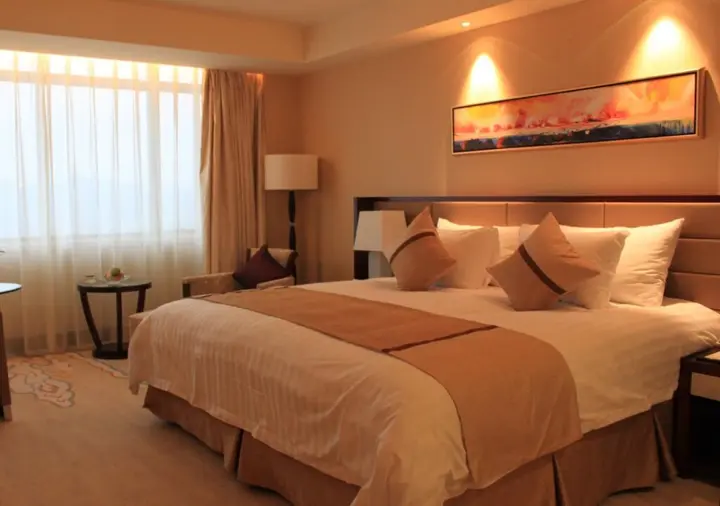 Лишуй: Huaqiao New Century Grand Hotel