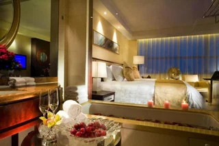 Лишуй: Huaqiao New Century Grand Hotel