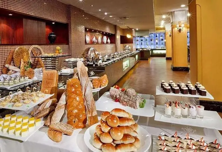 Ханчжоу: New Century Zhejiang Xiaoshan Hotel