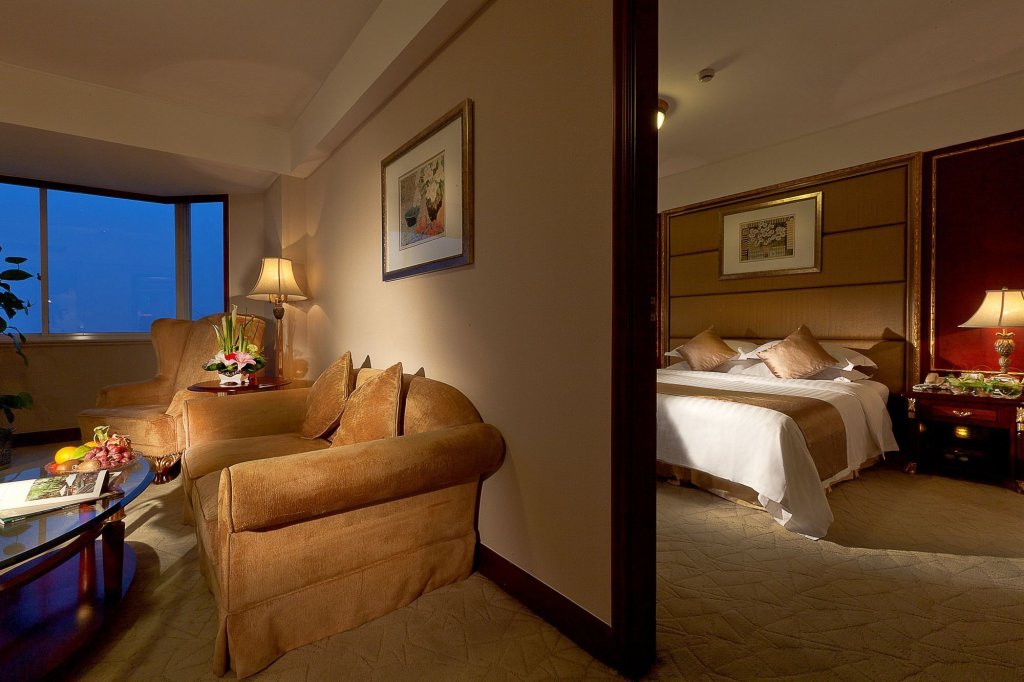 Ханчжоу: New Century Zhejiang Xiaoshan Hotel
