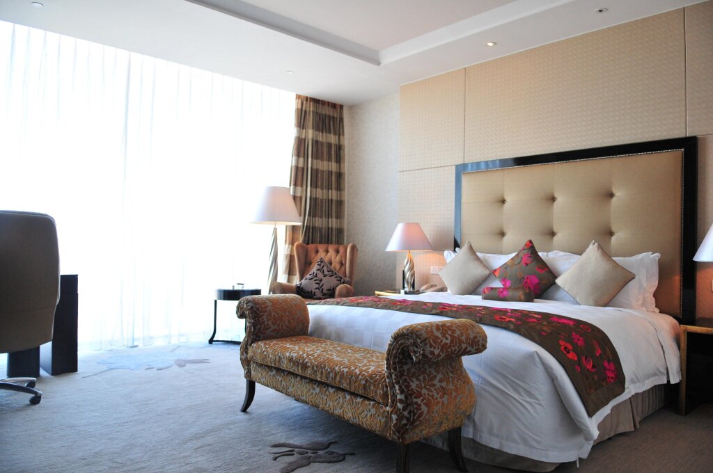 Далянь: Intercontinental Dalian by IHG