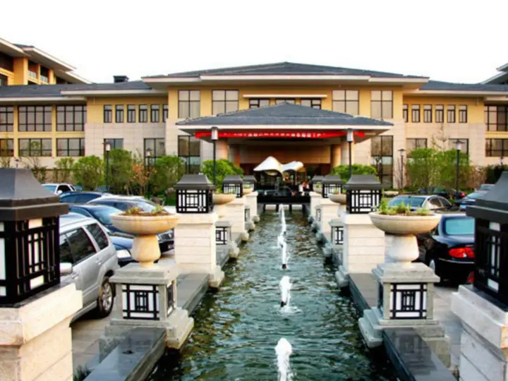 Кайфын: New Century Grand Hotel Kaifeng