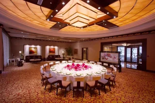 Кайфын: New Century Grand Hotel Kaifeng