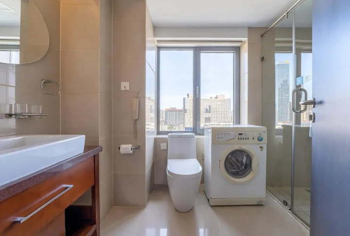 Циндао: Qingdao Housing International Hotel