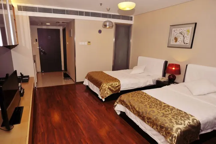 Циндао: Qingdao Housing International Hotel
