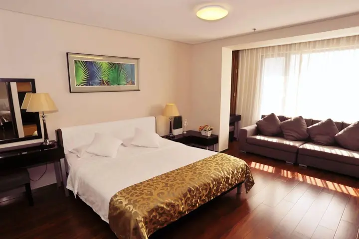 Циндао: Qingdao Housing International Hotel