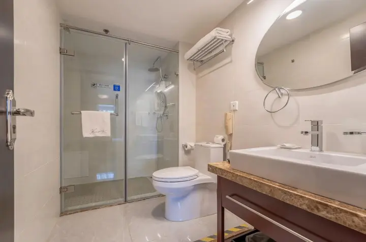 Циндао: Qingdao Housing International Hotel