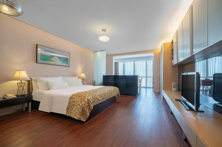 Циндао: Qingdao Housing International Hotel