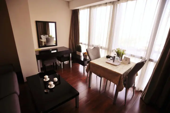 Циндао: Qingdao Housing International Hotel