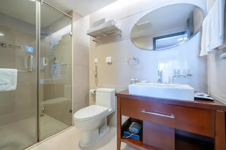 Циндао: Qingdao Housing International Hotel