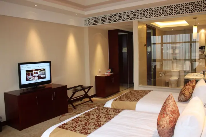 Цзаочжуан: New Century Fengming Resort Zaozhuang