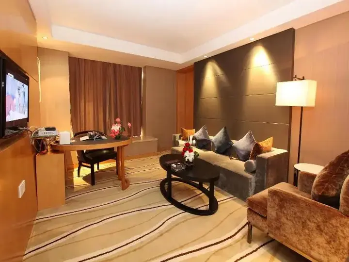 Цзиньхуа: New Century Pujiang Hotel