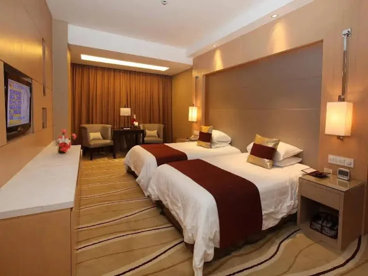 Цзиньхуа: New Century Pujiang Hotel