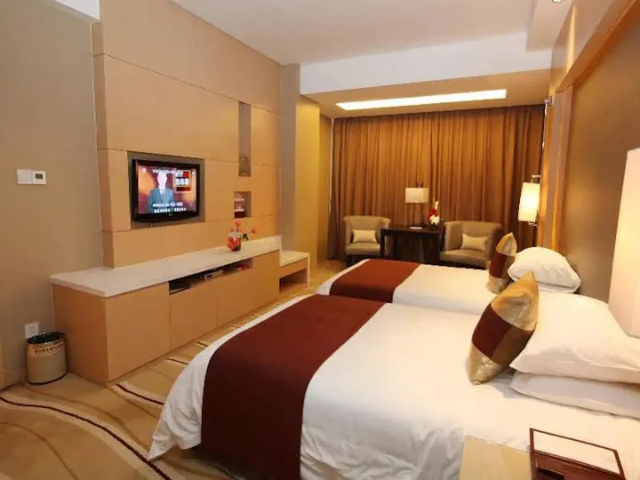 Цзиньхуа: New Century Pujiang Hotel