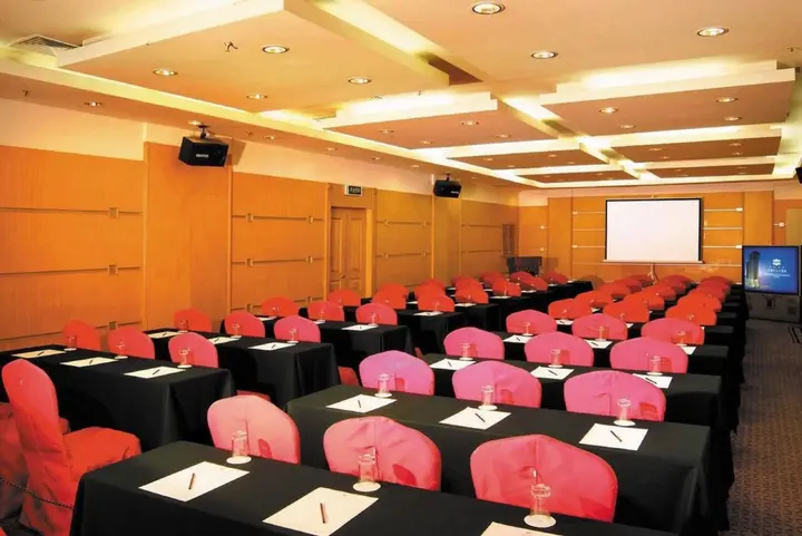 Далянь: Zhongshan Hotel Dalian