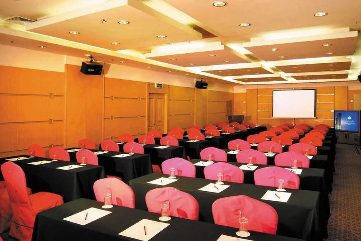 Далянь: Zhongshan Hotel Dalian