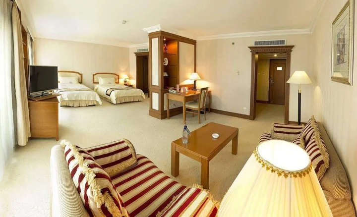 Далянь: Zhongshan Hotel Dalian