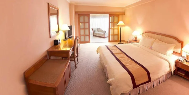 Далянь: Zhongshan Hotel Dalian