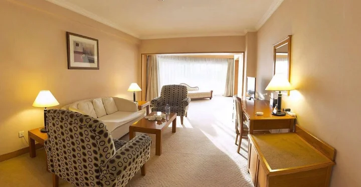Далянь: Zhongshan Hotel Dalian