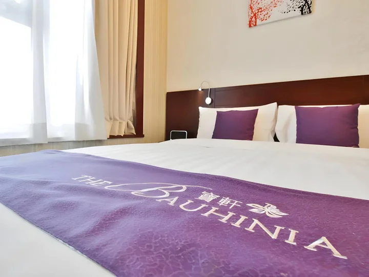 Гонконг: The Bauhinia Hotel Tsim Sha Tsui